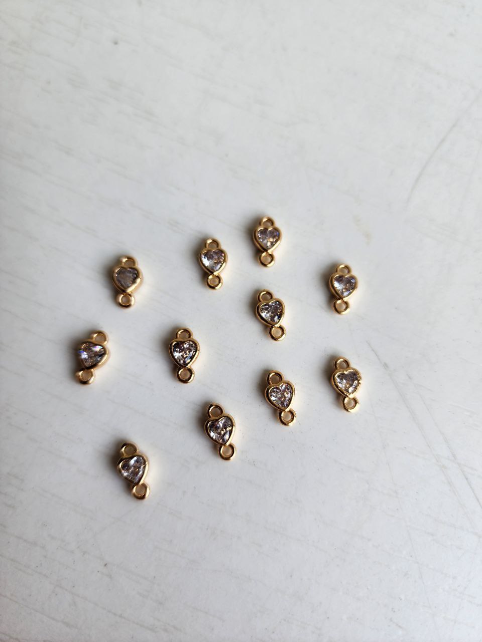 Corazón pequeño CZ - Conector (2 piezas)