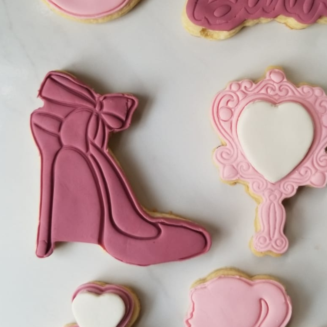 Cortador Zapatilla con Lazo Barbie con Estampador